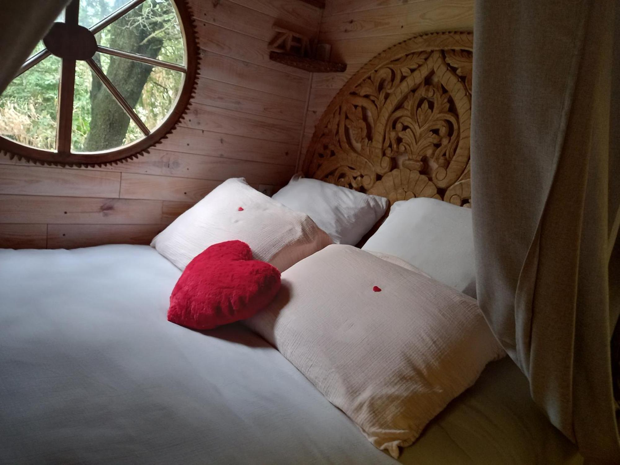 La Roulotte Du Petit Paradis Saint-Rémy-de-Provence Extérieur photo