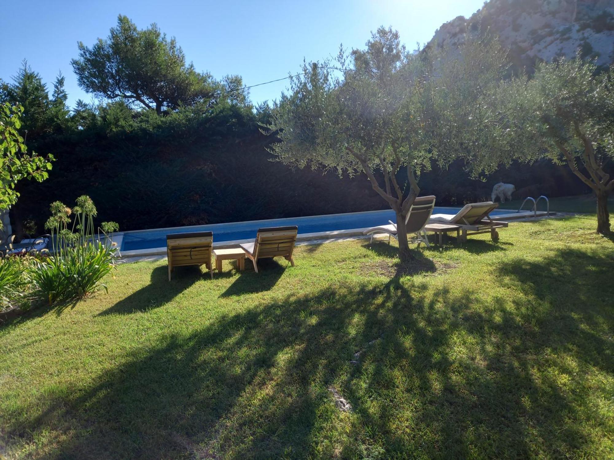 La Roulotte Du Petit Paradis Saint-Rémy-de-Provence Extérieur photo